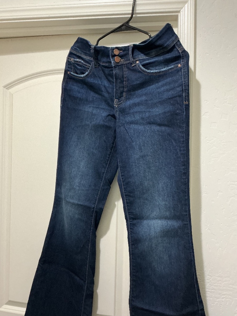 EUC Maurice Women’s Everflex Flare Jeans
